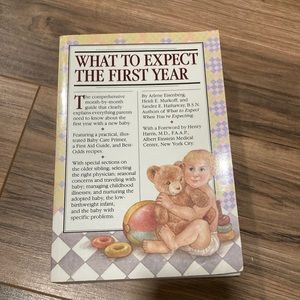 What to expect the first year paperback book